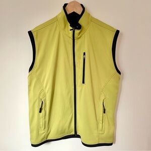 Zero Restrictions Men's Golf Vest Green Size Medium Performance Athletic